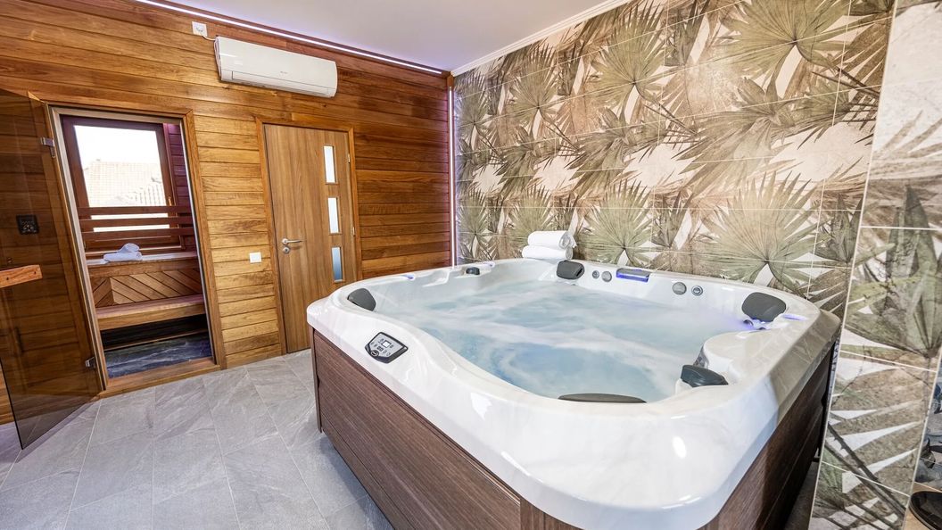 Vörös Álom Apartman Panzió Tiszakécske (1)