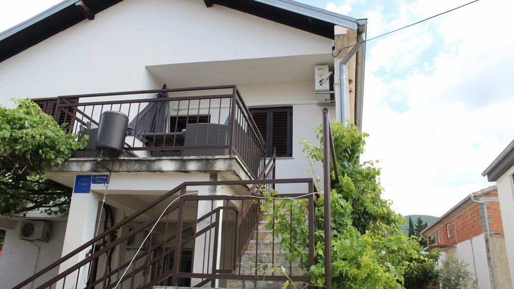 Apartman Petica Gornji Karin (1)