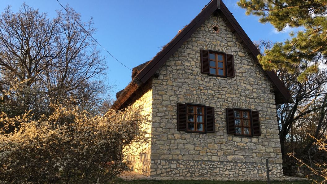 Présház-nyaraló Vászoly Öreghegy (1)