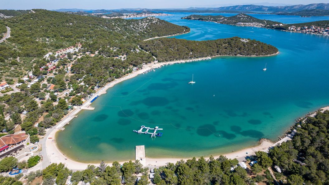 Resort Jezera Lovišća Mobile Homes Murter (1)