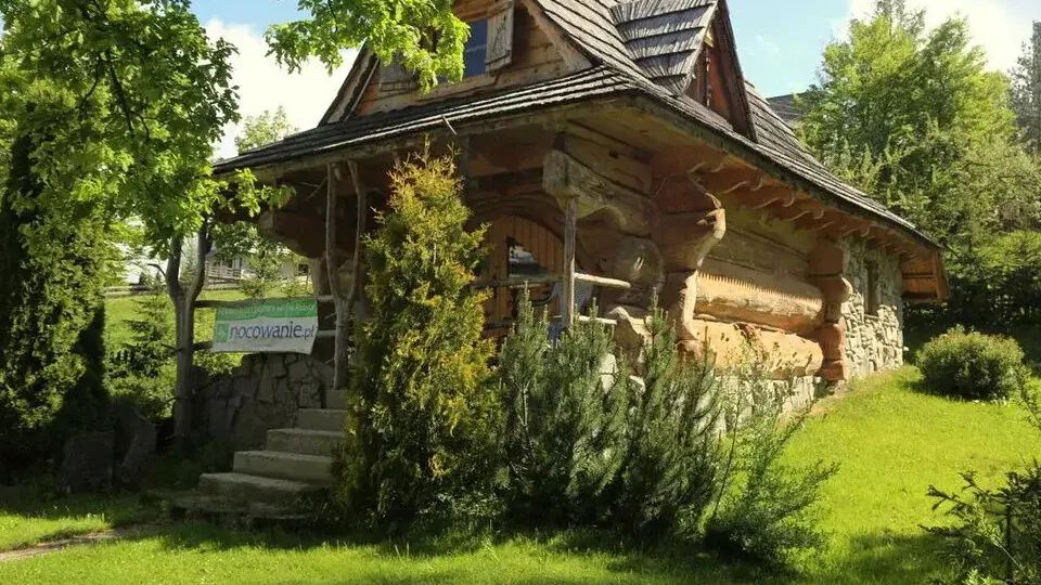 Szałas pod Dębem (1)