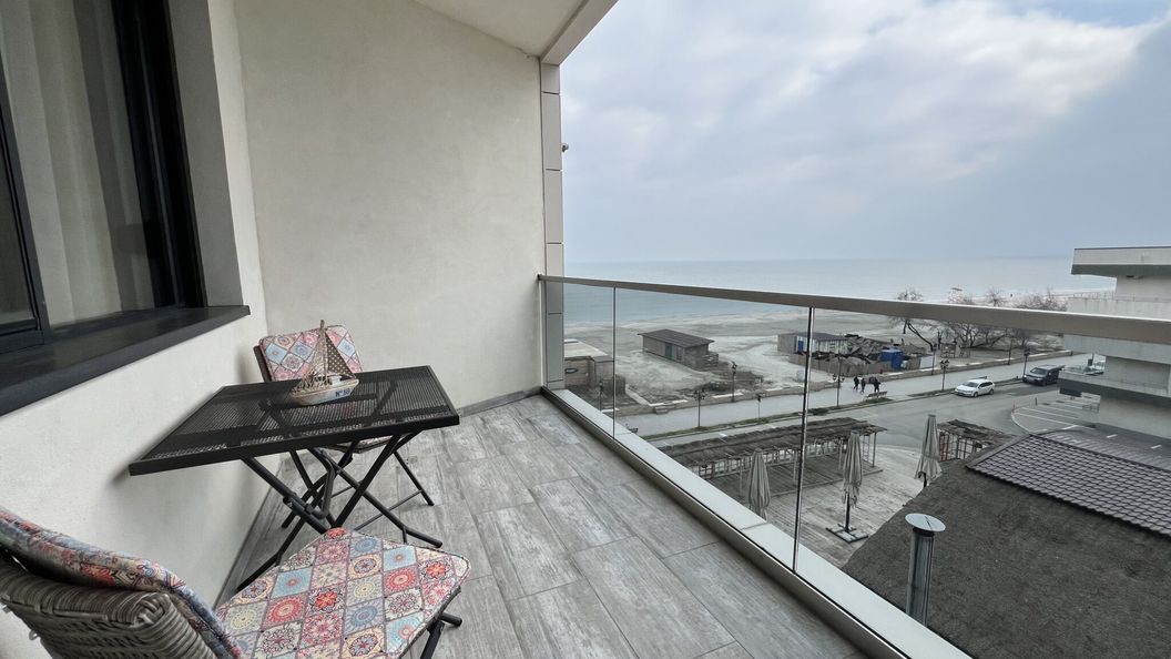 AparBetto Sea View Mamaia Nord (1)