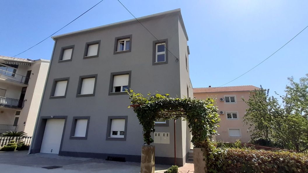 Apartment Monika Kastel Kambelovac (1)