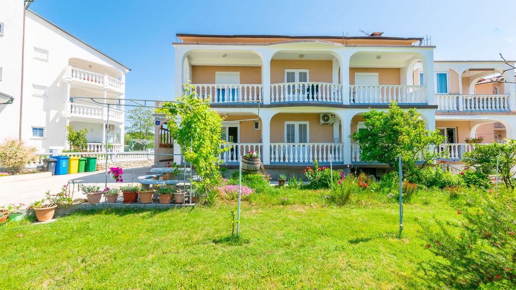 Apartments Antun M Lopar (1)