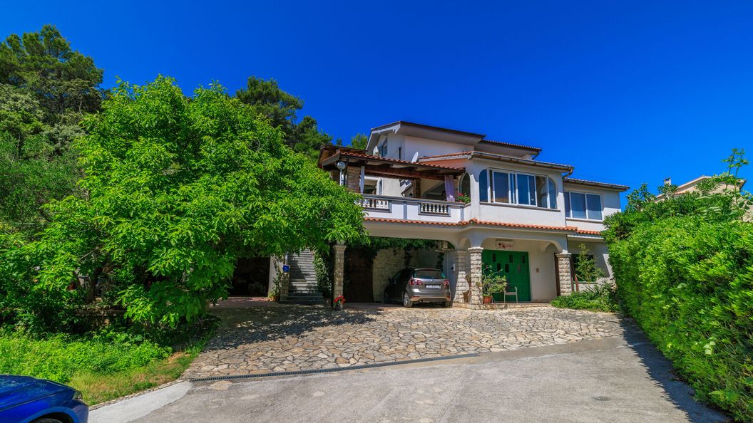 Apartments Mirjana T. Supetarska Draga (1)