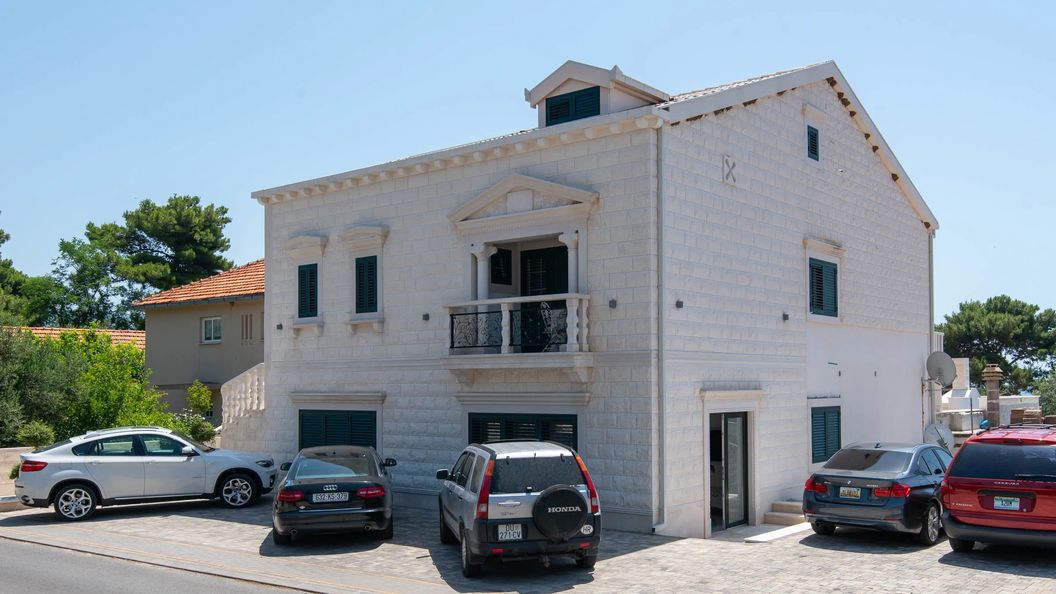 Apartment Drago Orebic (1)