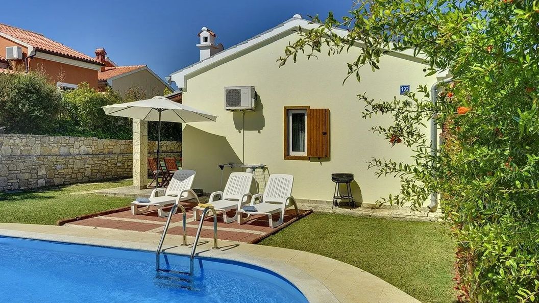 Casa Helena Banjole (1)