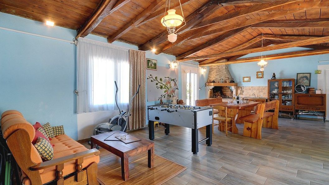 House Barat Zminj (1)