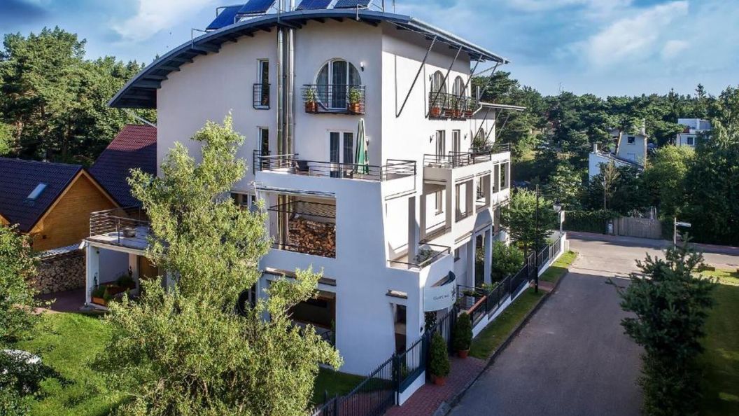 Dom Wypoczynkowy Oskar z sauną i jacuzzi Jastrzębia Góra (1)