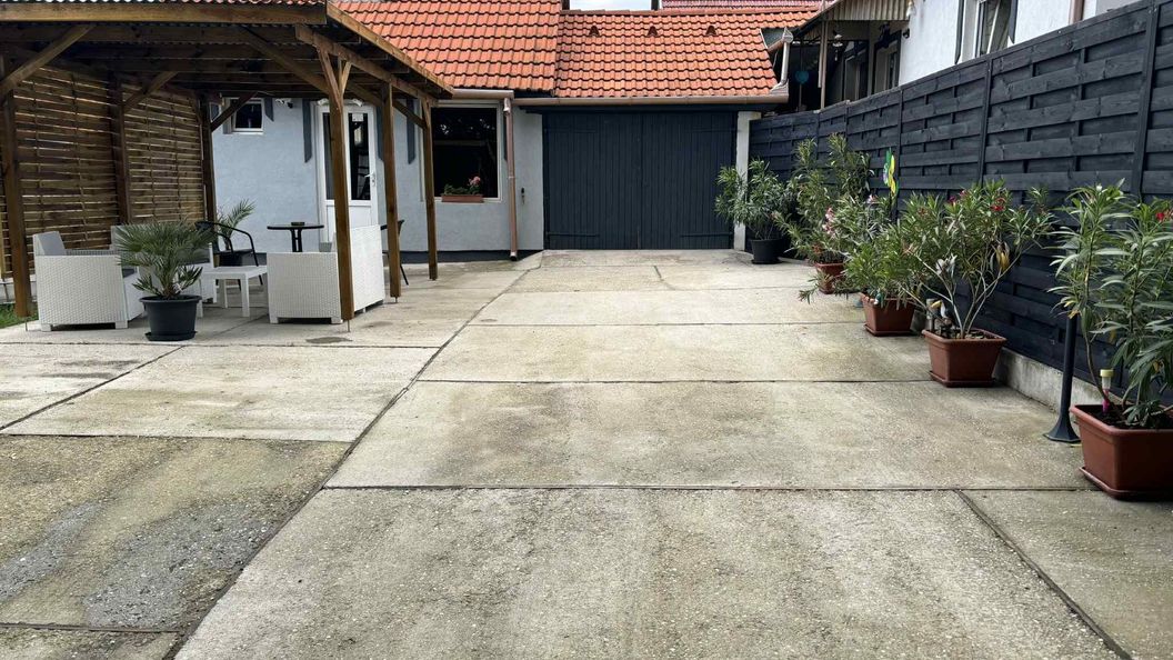 Jaki Apartman Balatonboglár (1)