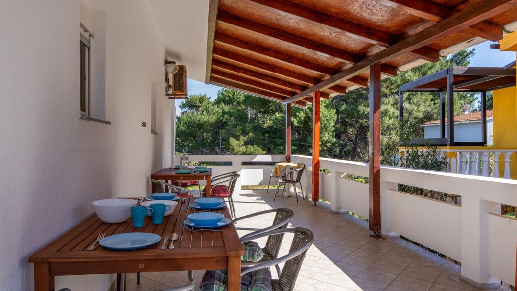 Apartments Josipovic Vir (1)