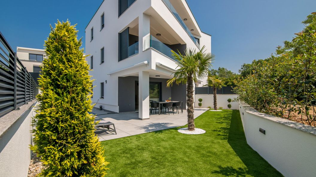 Apartment AK LUX Njivice Krk (1)