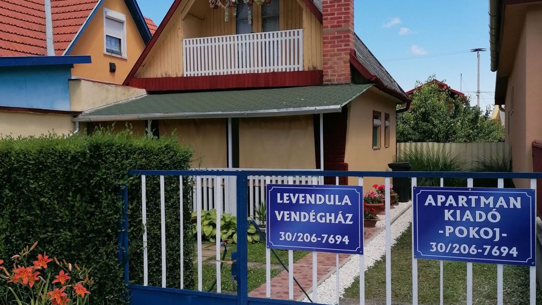 Levendula Apartman Mezőkövesd (1)