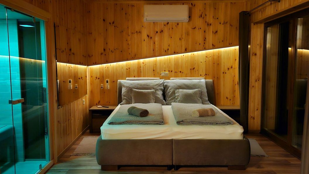 Mámor Kuckó Kistolmács (1)