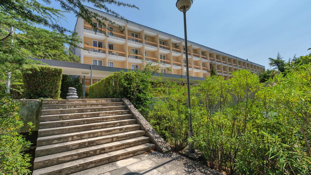 Hotel Alem Baška Voda (1)