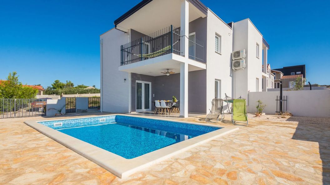 Villa Eva Vir II (1)