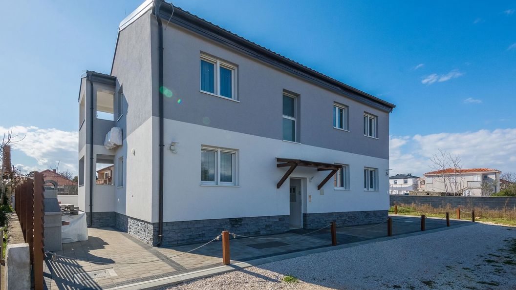Apartments Pejakovic Vir II (1)