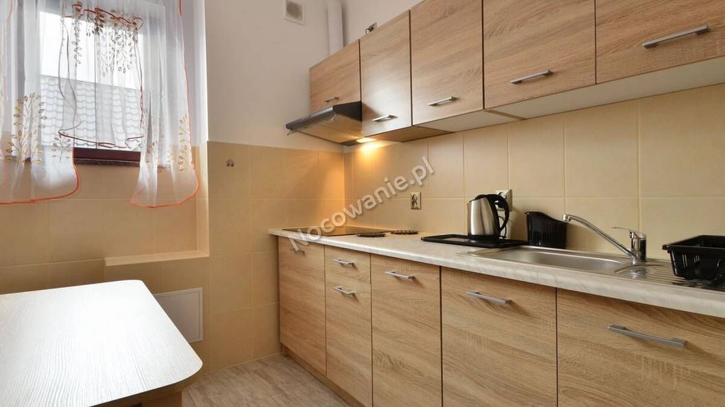 Pokoje pod dębem Jelenia Góra (1)