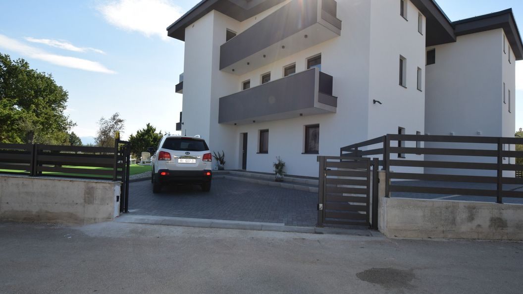 Apartment Helena Malinska II (1)