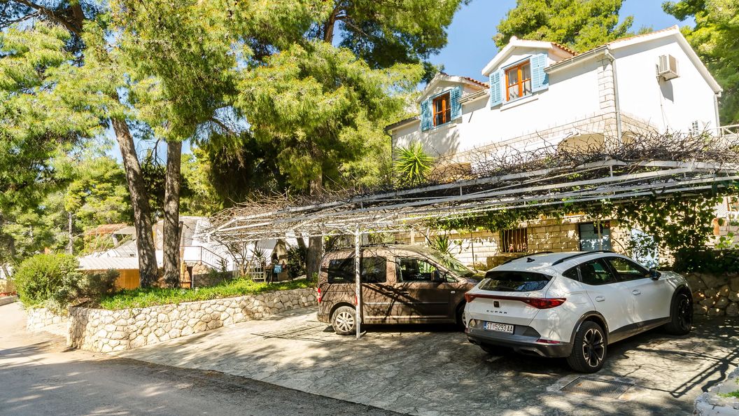 Apartments Verdun Ivan Dolac (1)