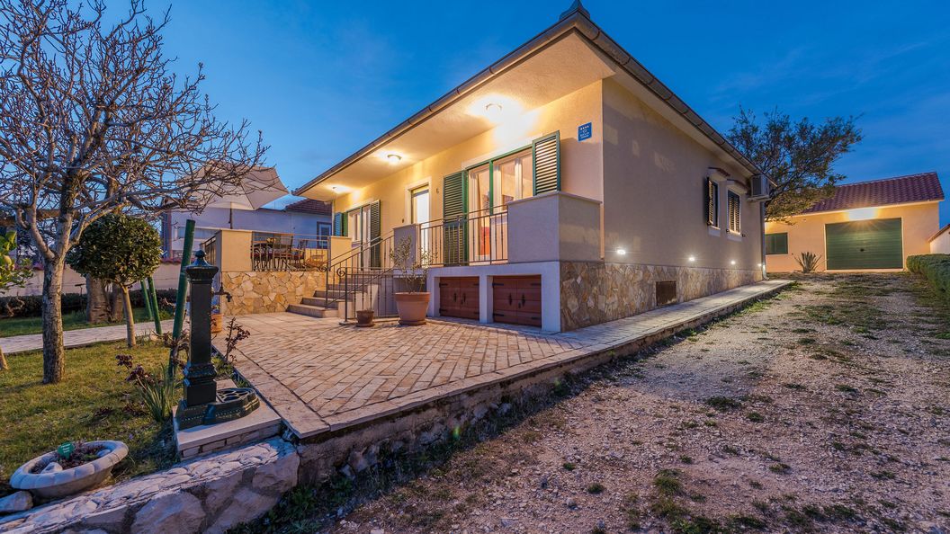 House LAVANDA Vrsi (1)