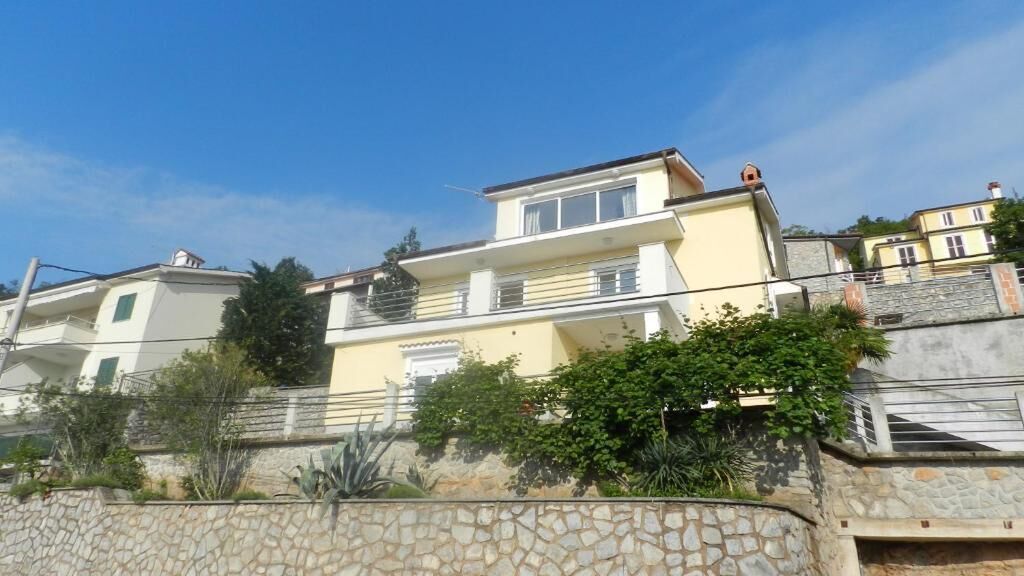 Apartments Belvedere Lovran (1)