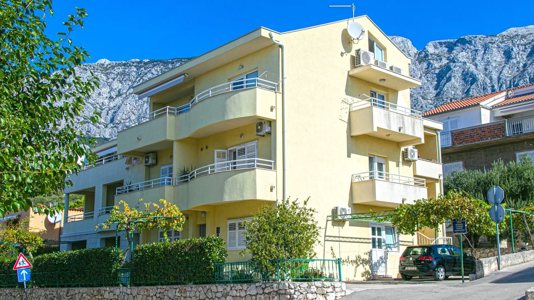 Apartmanok A Tenger Mellett Tucepi, Makarska - 19857 Tučepi (1)