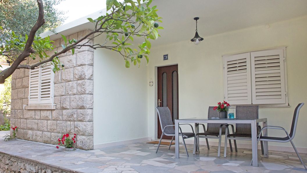 Ház Gyermekes Családok Részére A Tenger Mellett Zrnovska Banja, Korcula - 20618 Žrnovska Banja (1)