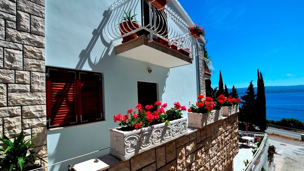 Apartmanok A Tenger Mellett Omis - 21590 Omiš (1)