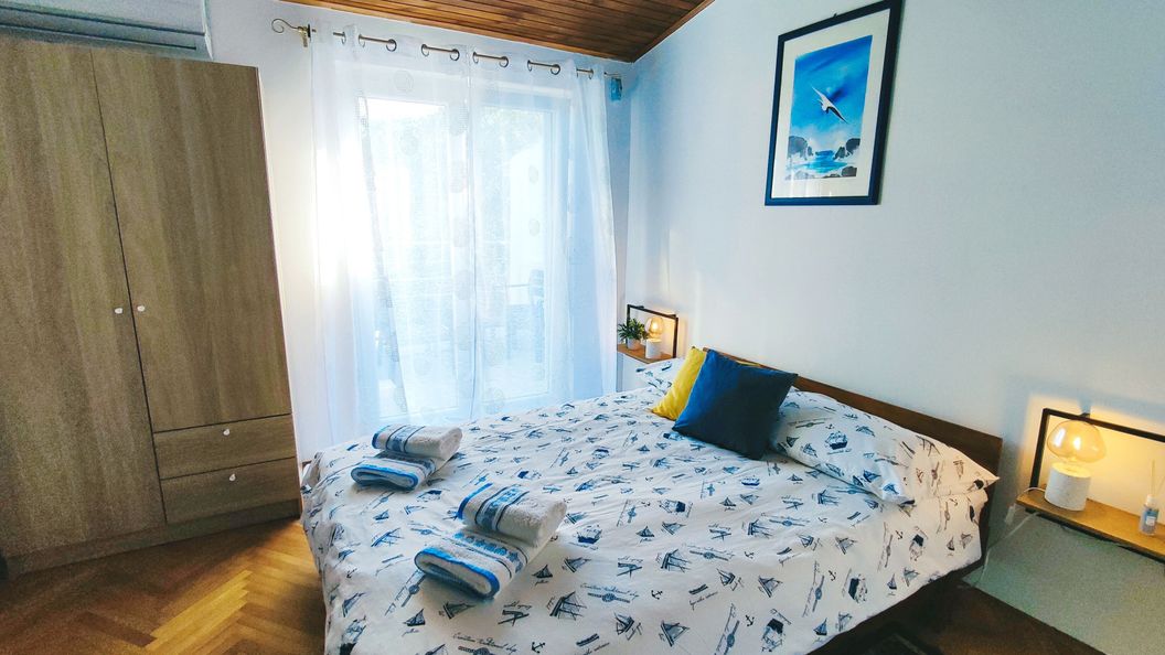 Apartmanok Parkolóhellyel Baska, Krk - 21613 Baška (1)