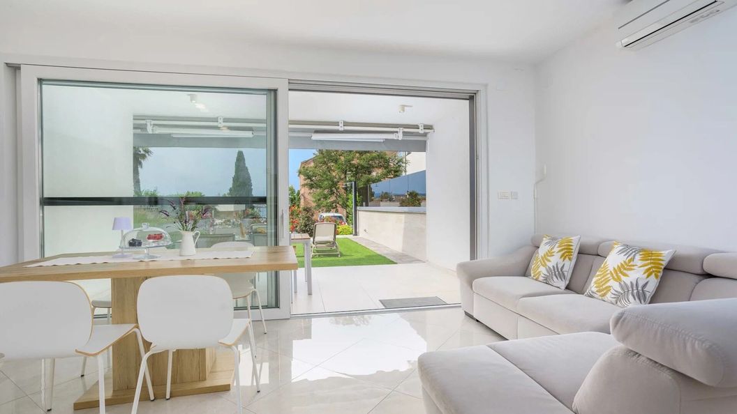 Apartmanok A Tenger Mellett Malinska, Krk - 21692 Malinska (1)