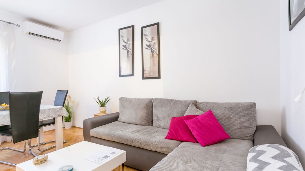 Apartmanok Internet Hozzáféréssel Split - 21804 (1)