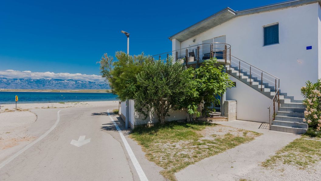 Apartmanok A Tenger Mellett Vir - 21812 (1)