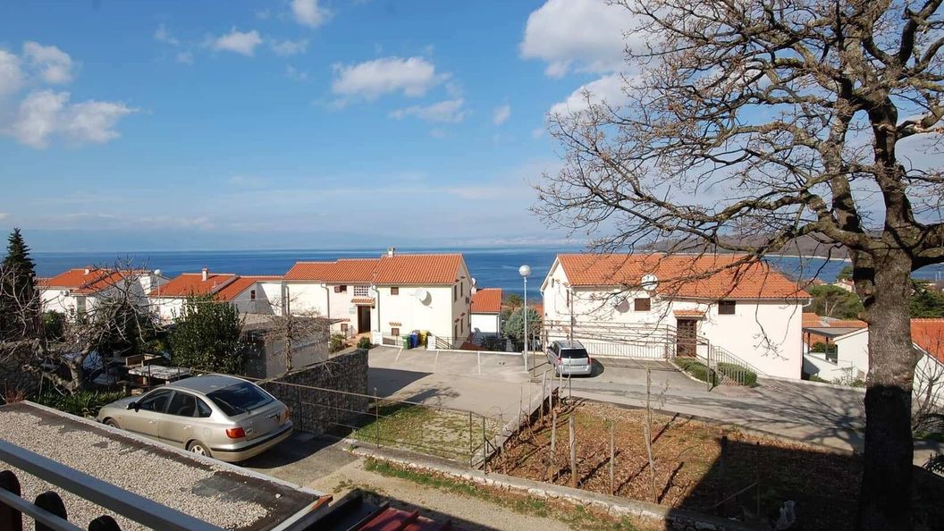 Apartmanok Parkolóhellyel Njivice, Krk - 21858 Njivice (1)