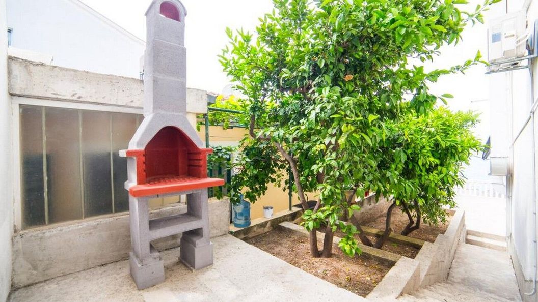 Apartmanok és Szobák A Tenger Mellett Gradac, Makarska - 21986 Gradac (1)