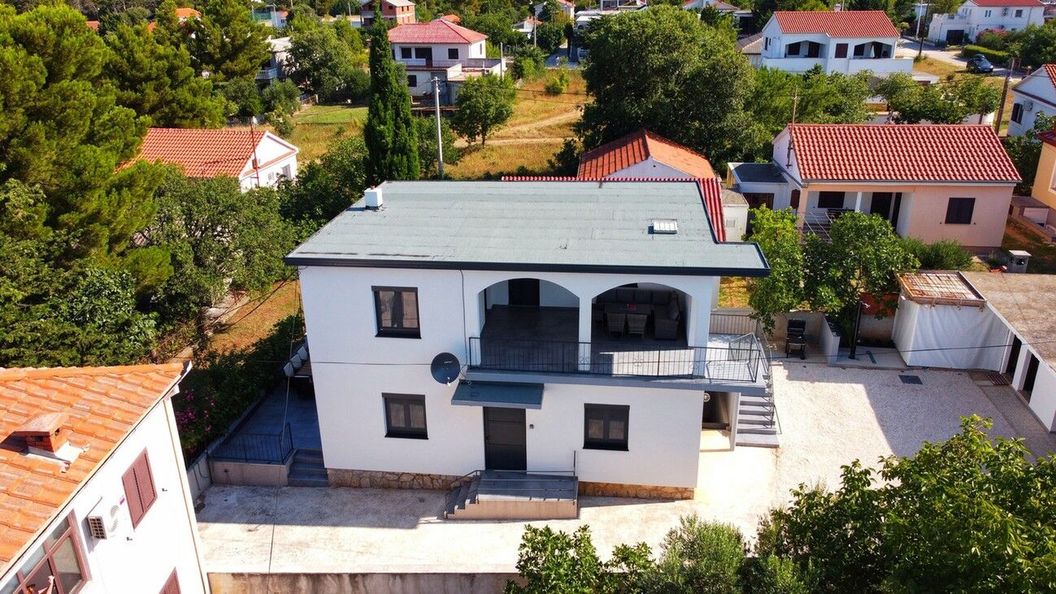 Apartmanok Parkolóhellyel Seline, Paklenica - 22077 Seline (1)