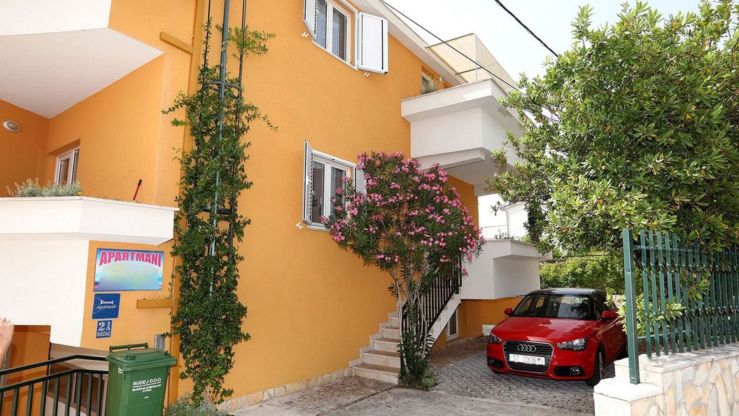 Apartmanok A Tenger Mellett Okrug Gornji, Ciovo - 22139 Okrug Gornji (1)