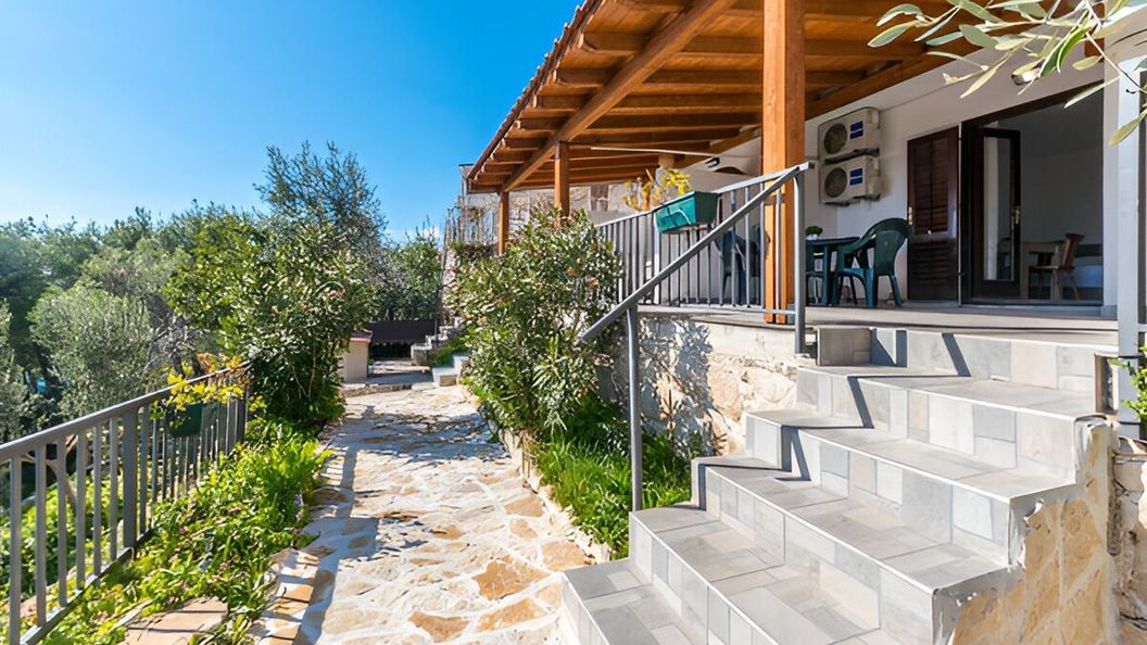 Apartmanok A Tenger Mellett Drage, Biograd - 22187 Drage (1)