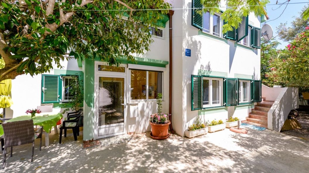 Apartmanok A Tenger Mellett Vir - 22208 (1)