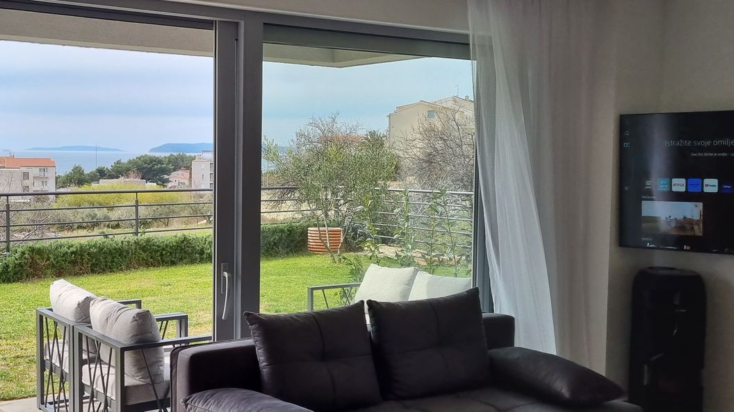 Apartmanok Parkolóhellyel Podstrana, Split - 22298 Podstrana (1)