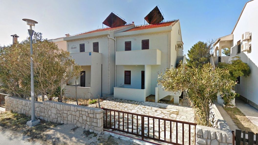 Apartmanok Parkolóhellyel Povljana, Pag - 22355 Povljana (1)