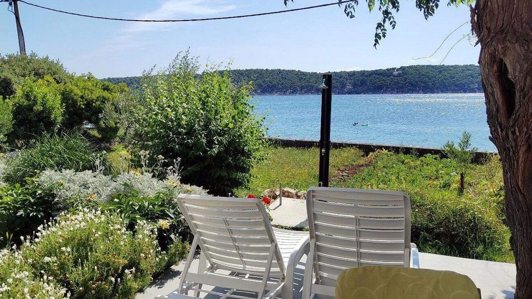 Családi Apartmanok A Tenger Mellett Barbat, Rab - 22360 Barbat (1)