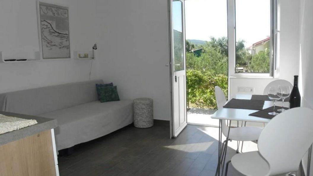 Apartments With Parking Space Barbat, Rab - 22361 Barbat (1)