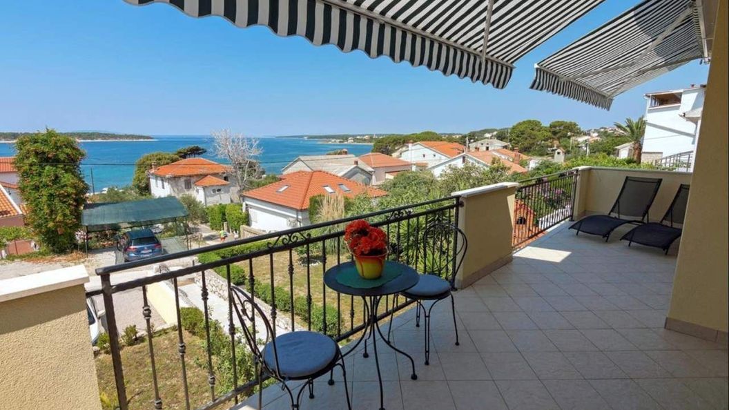 Nyaralóház A Tenger Mellett Barbat, Rab - 22420 Barbat (1)