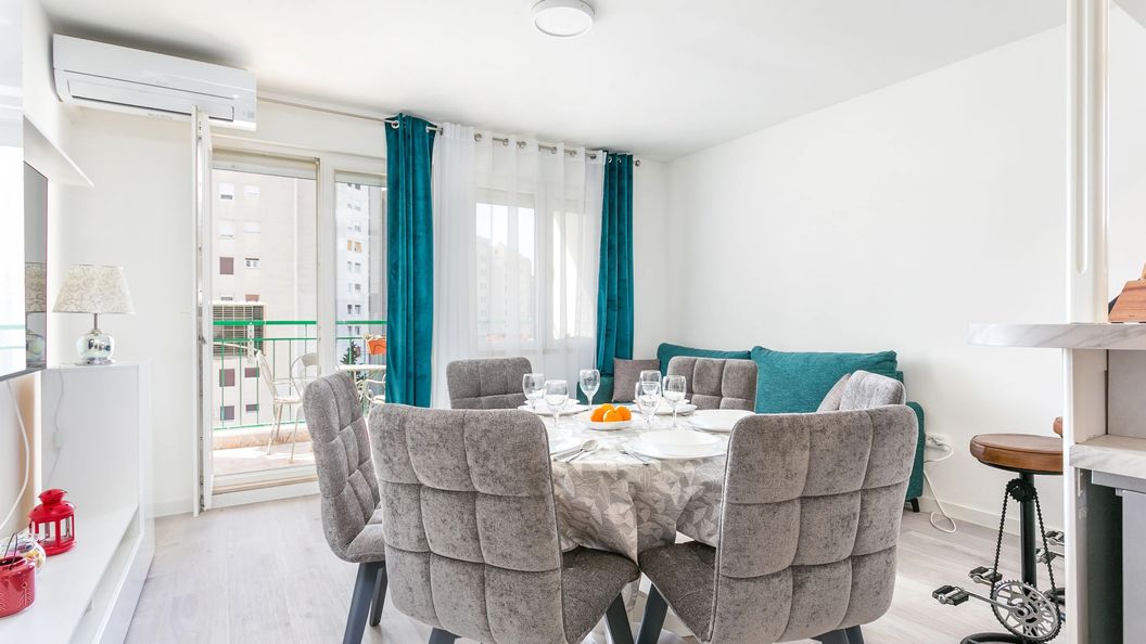 Apartmanok Parkolóhellyel Split - 22452 (1)