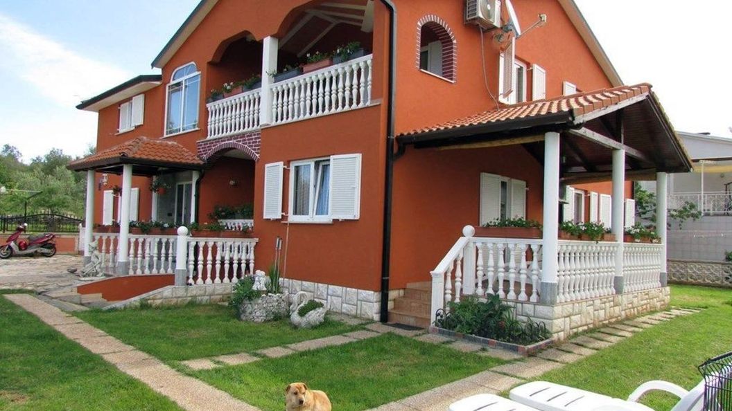 Apartmanok Parkolóhellyel Valica, Umag - 22453 Valica (1)