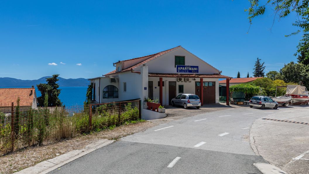 Apartmanok A Tenger Mellett Brist, Makarska - 22463 Brist (1)