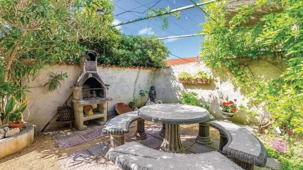 Apartmanok Parkolóhellyel Barbat, Rab - 22498 Barbat (1)