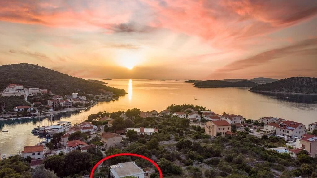 Nyaralóház A Tenger Mellett Razanj, Rogoznica - 22513 Ražanj (1)