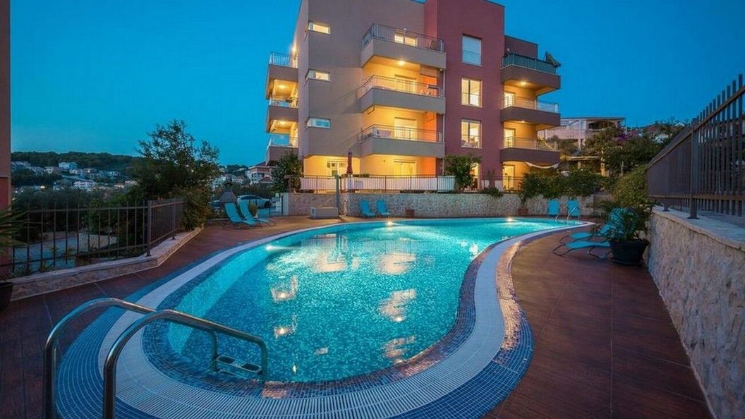 Apartmanok Családok Részére Medencével Okrug Gornji, Ciovo - 22587 Okrug Gornji (1)